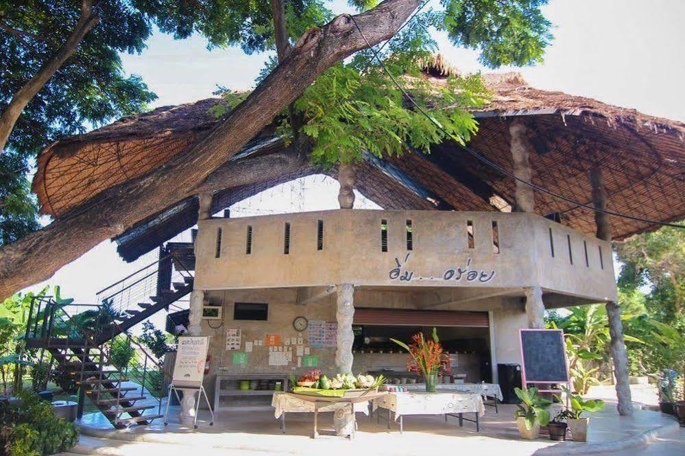 Hotel Naidee Sculptured Huts HHQ Esterno foto