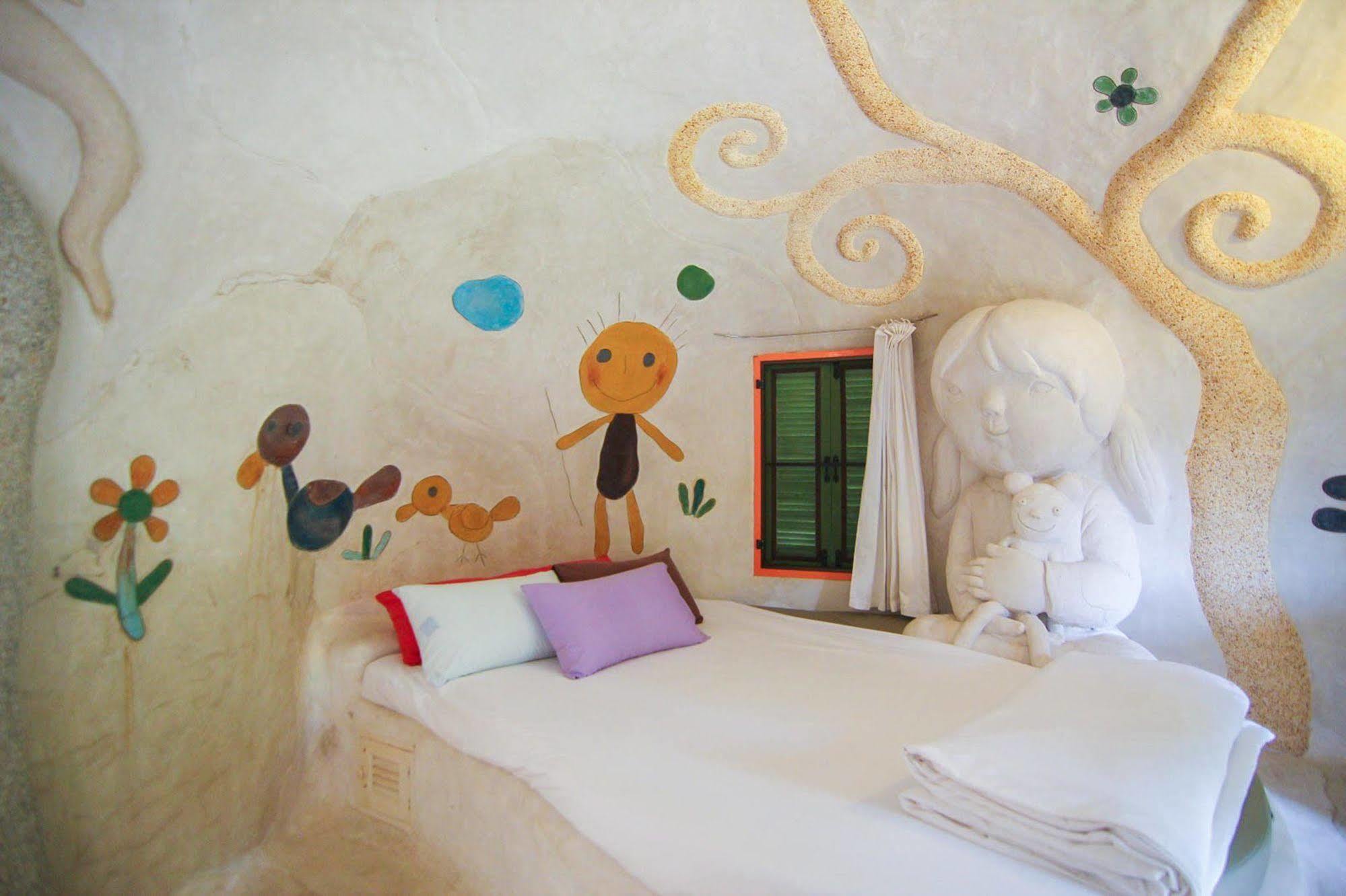 Hotel Naidee Sculptured Huts HHQ Esterno foto